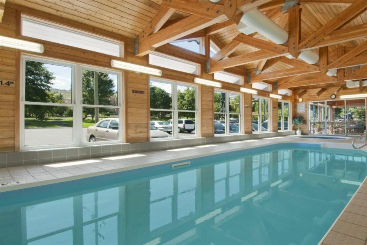 Travelodge By Wyndham Kamloops Exterior photo
